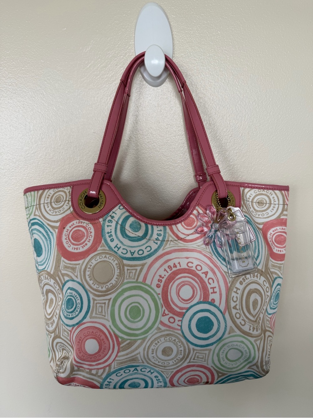 COACH Vintage Signature The Beach Print Tote Shoulder Bag F19184 with Charms